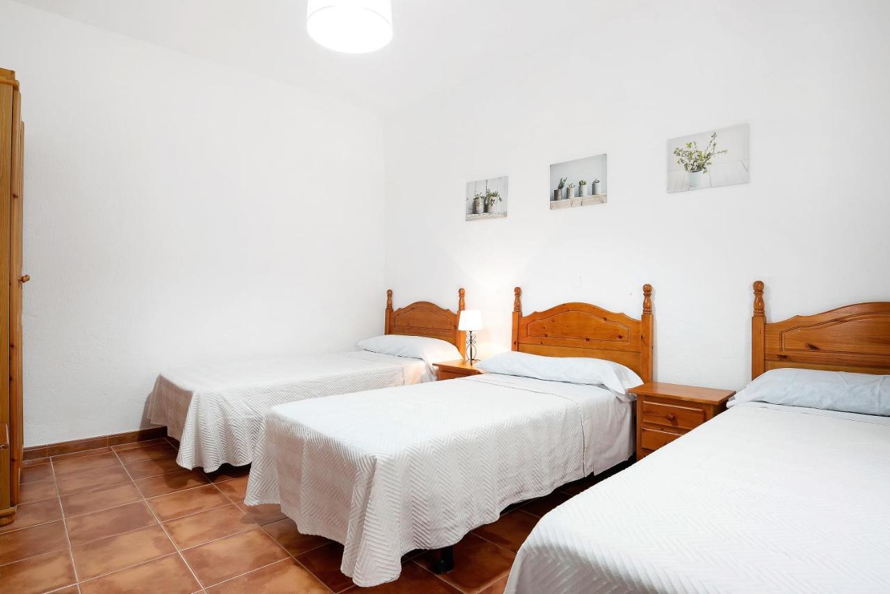 Casa Morales 1 Apartment โกนิล เด ลาฟรอนเตรา ภายนอก รูปภาพ