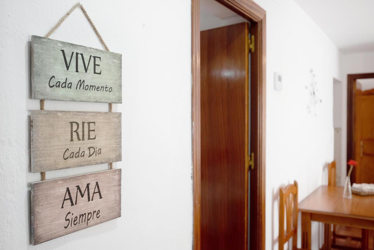 Casa Morales 1 Apartment โกนิล เด ลาฟรอนเตรา ภายนอก รูปภาพ